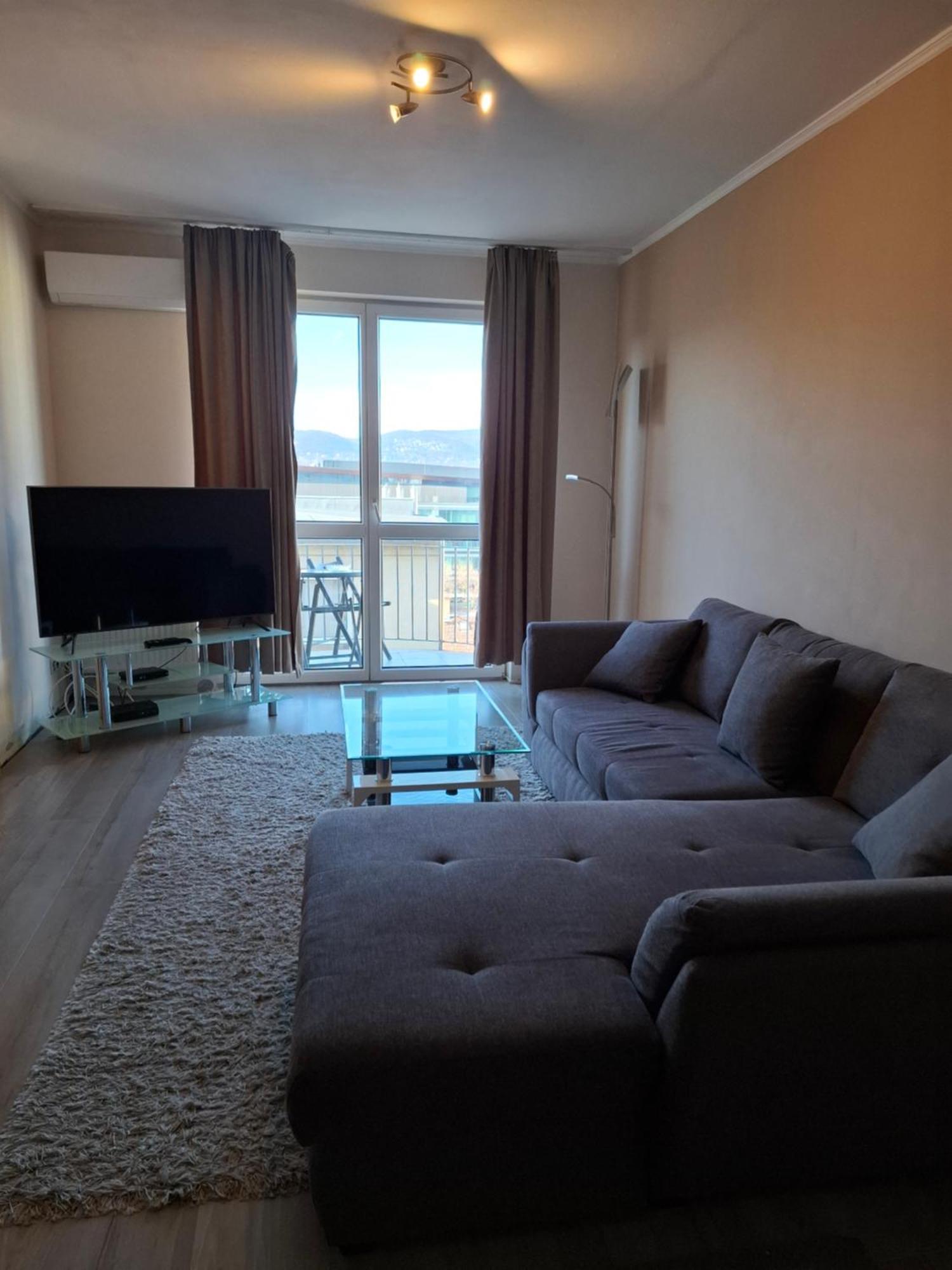 Flat At The Edge Of The Center + Parking Budapeste Exterior foto